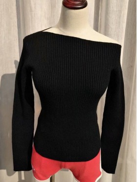 Fashion Sexy Black One Shoulder Pullover Knitwear