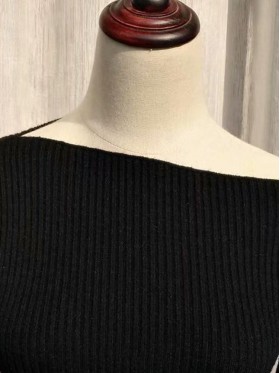 Fashion Sexy Black One Shoulder Pullover Knitwear